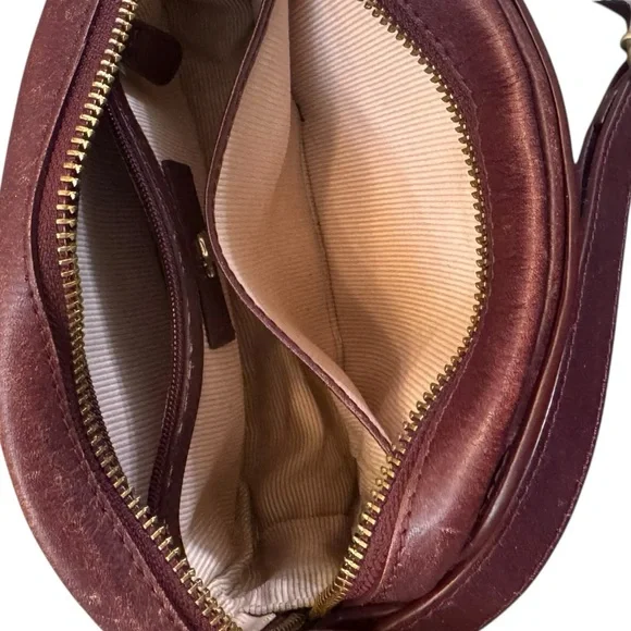 RADLEY LONDON Greyfriars Gardens Leather Crossbody Bag - Picture 5 of 9